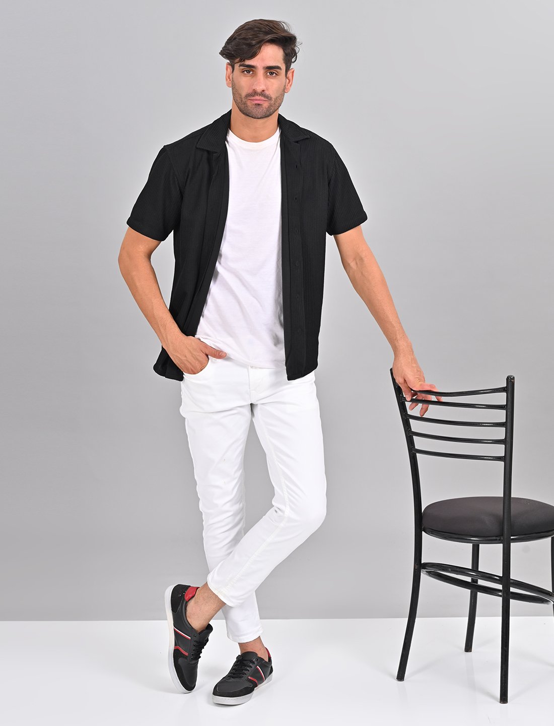 Stylofy Men Regular Fit Knitted Shirt with Short Sleeves