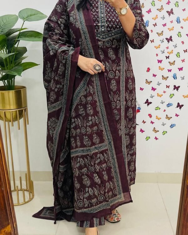 Azrak cotton suit